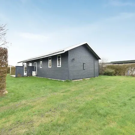 Holiday home Four Bedroom Holiday In Otterup