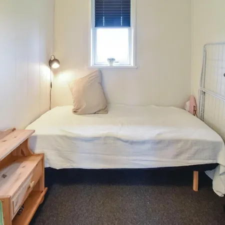 Four Bedroom Holiday In Otterup