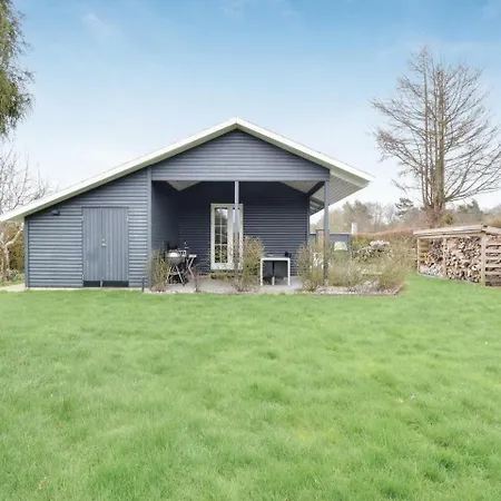 Four Bedroom Holiday In *