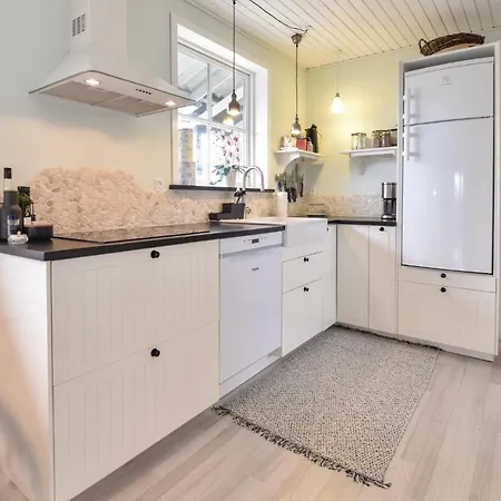 Four Bedroom Holiday In Holiday home